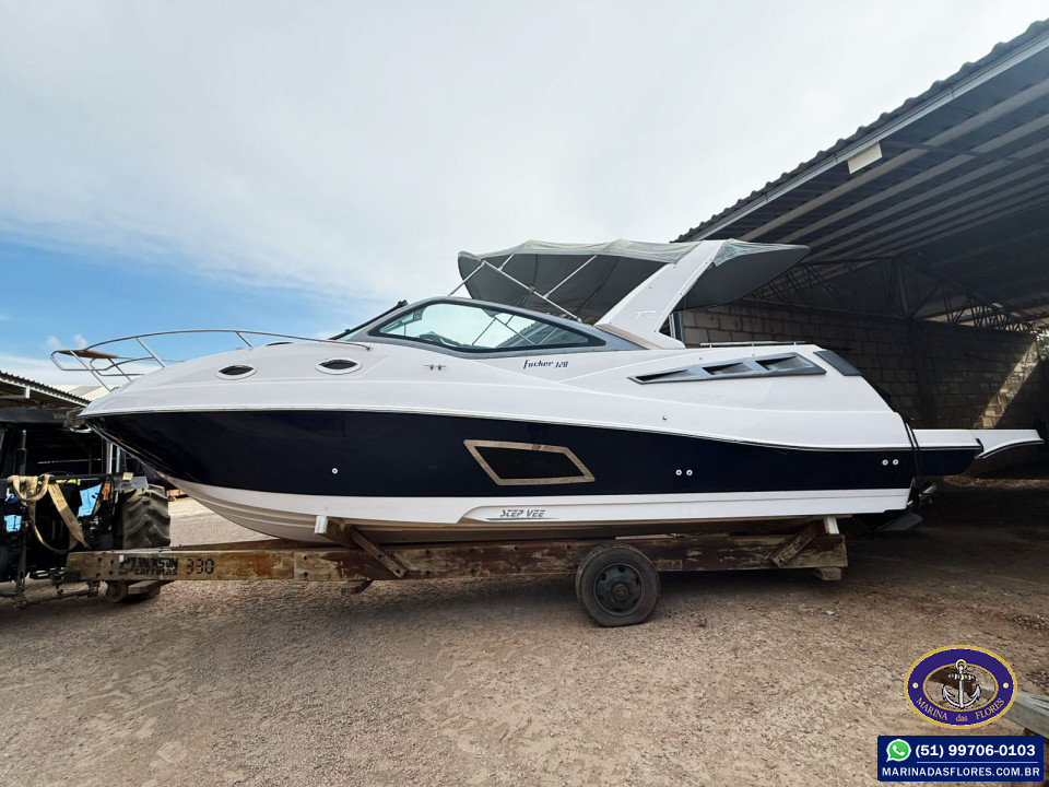 Lancha Fibrafort Focker 320