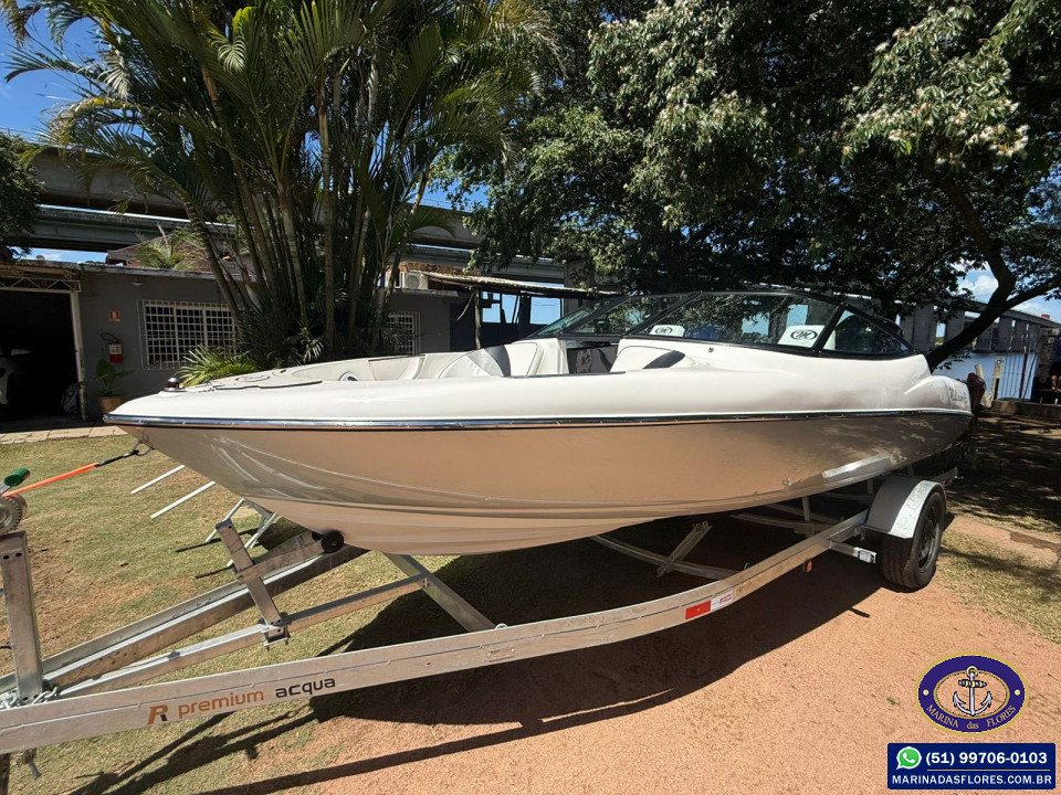 Lancha Millenium 195